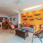 Deep Blue Condos - Entire